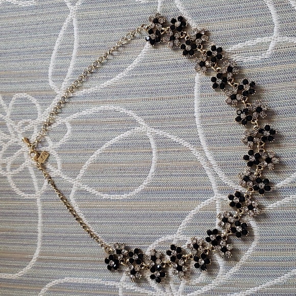 🏵Floral Rhinestone Choker🏵 - Picture 1 of 2